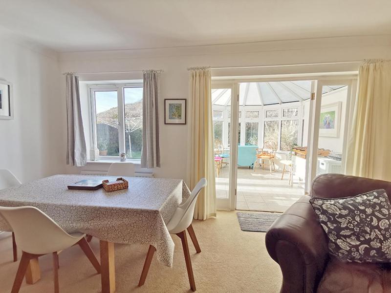 Holiday home Cynefin- 3 Bed, 2 Bath-1 X En-suite, Detcahed Bunglaow- Pet Friendly