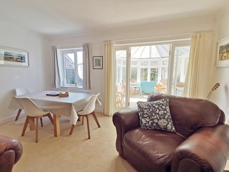 Cynefin- 3 Bed, 2 Bath-1 X En-suite, Detcahed Bunglaow- Pet Friendly Trearddur