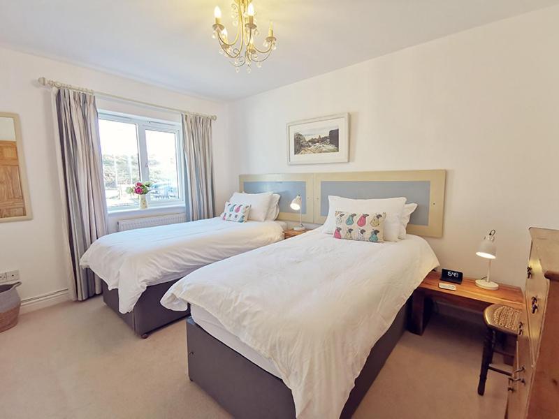 Cynefin- 3 Bed, 2 Bath-1 X En-suite, Detcahed Bunglaow- Pet Friendly * Trearddur