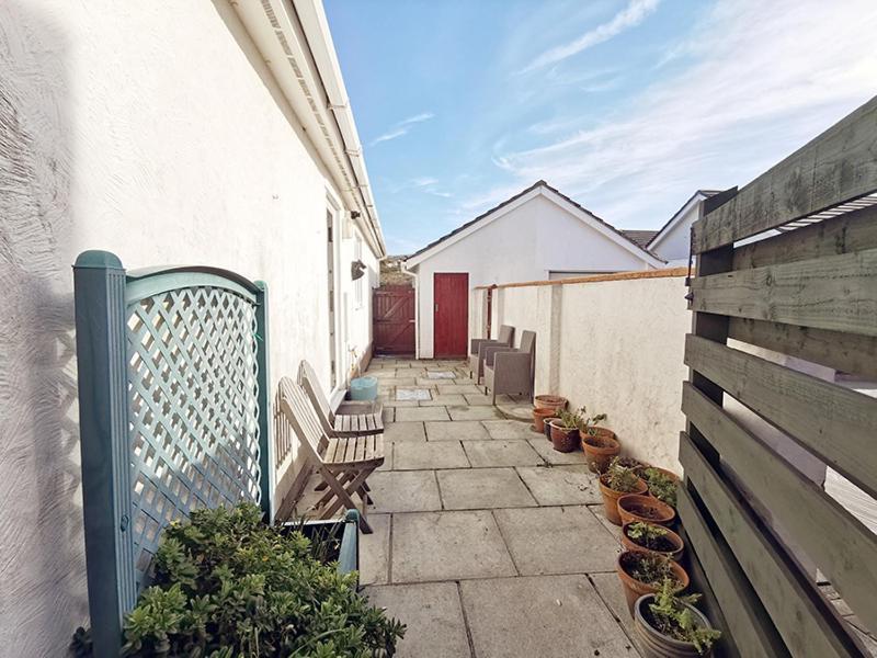Cynefin- 3 Bed, 2 Bath-1 X En-suite, Detcahed Bunglaow- Pet Friendly Holiday home Trearddur