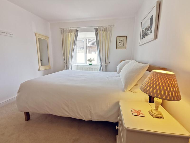 Holiday home Cynefin- 3 Bed, 2 Bath-1 X En-suite, Detcahed Bunglaow- Pet Friendly Trearddur