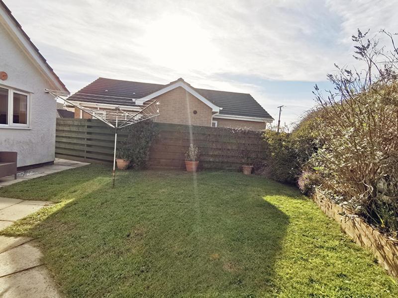 Cynefin- 3 Bed, 2 Bath-1 X En-suite, Detcahed Bunglaow- Pet Friendly Holiday home *